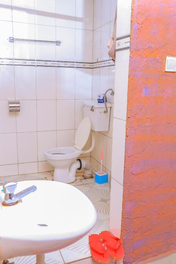 Precise Motel Kampala Exterior photo