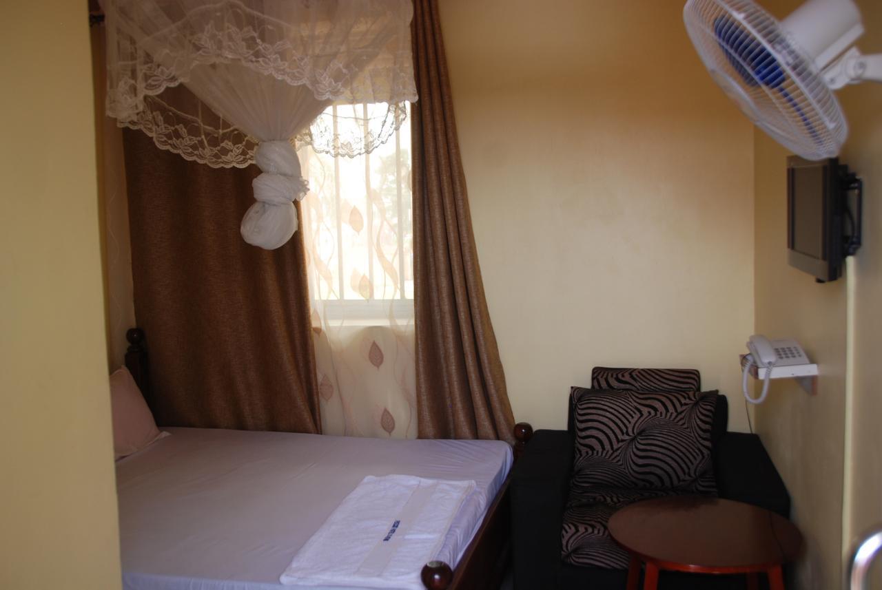 Precise Motel Kampala Exterior photo