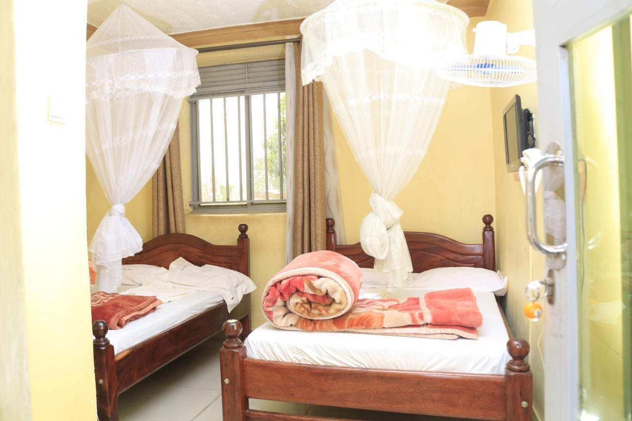 Precise Motel Kampala Exterior photo